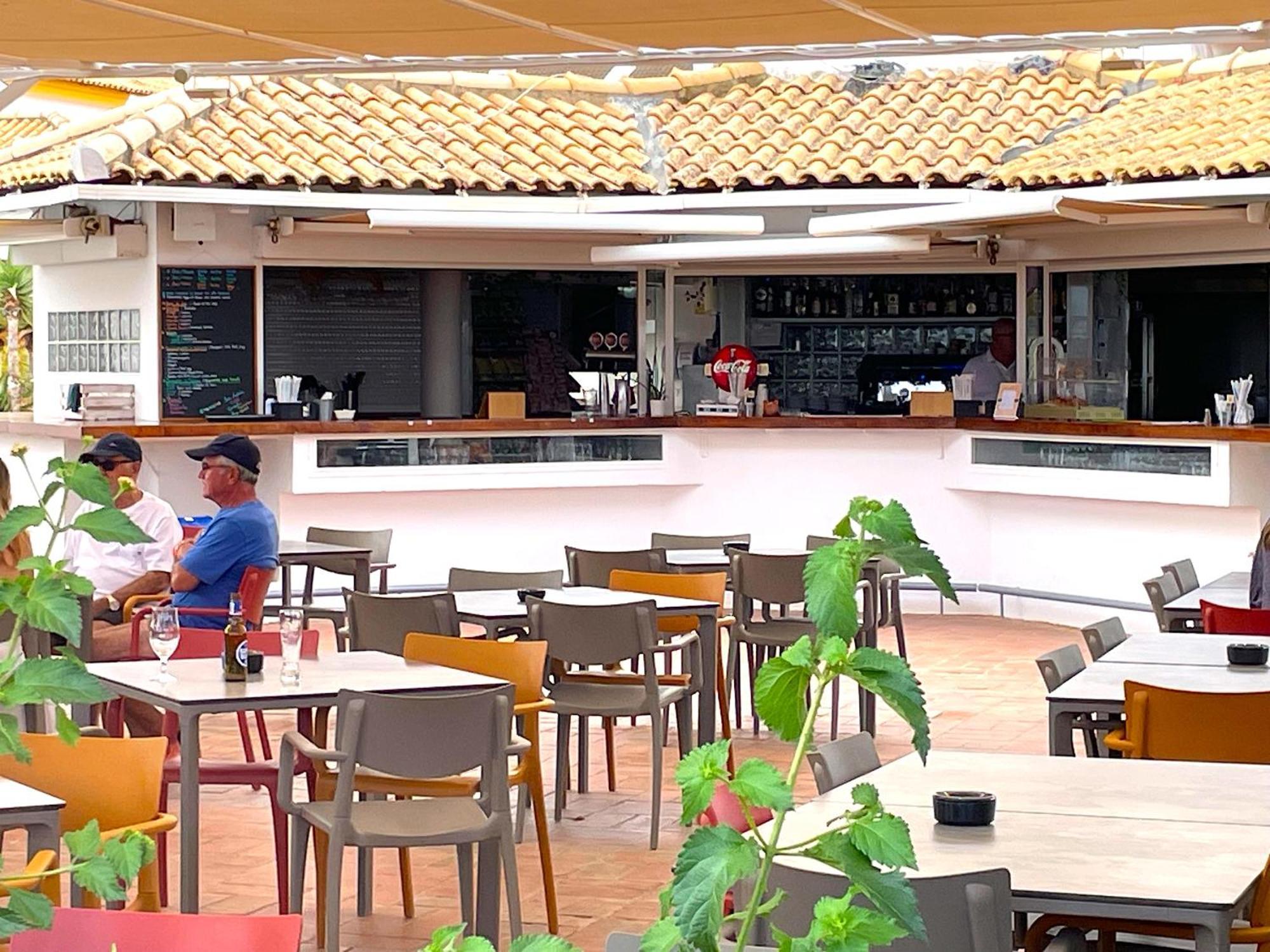 Golden Club- Eyes On Sea Appartement *